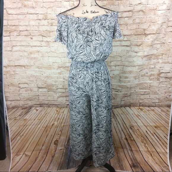 New Mudpie Jasmine Black Palm Jumpsuit XS - Picture 3 of 7